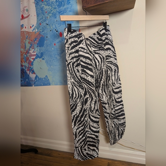 Bimba Y Lola Zebra Flowy Pants (M) - Picture 5 of 8
